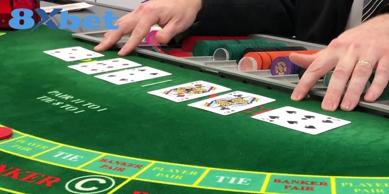 Bí quyết và cách chơi bài Baccarat 8xbet giành chiến thắng Chiến lược chơi Baccarat 8xbet – Bí quyết nâng cao cơ hội chiến thắng